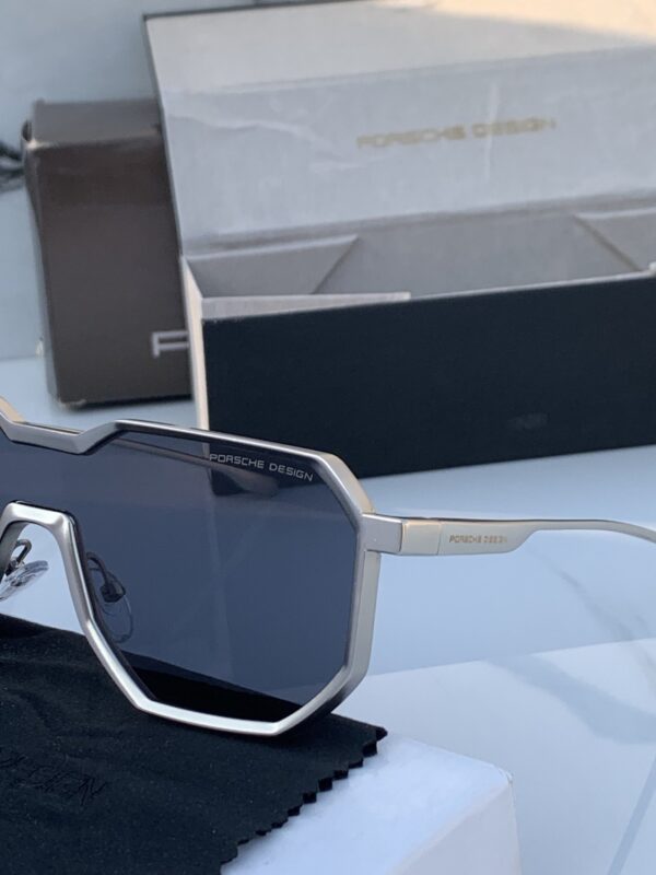 Branded design_98145_silver_black Sunglasses (With Original Kit) - Image 2