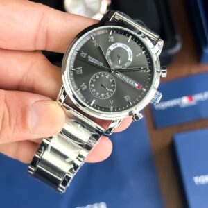 Tommy chronograph watch for men’s