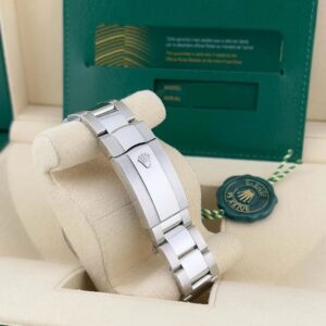 2024 Rolex Sky-Dweller 42 Steel / Fluted / Green / Oyster