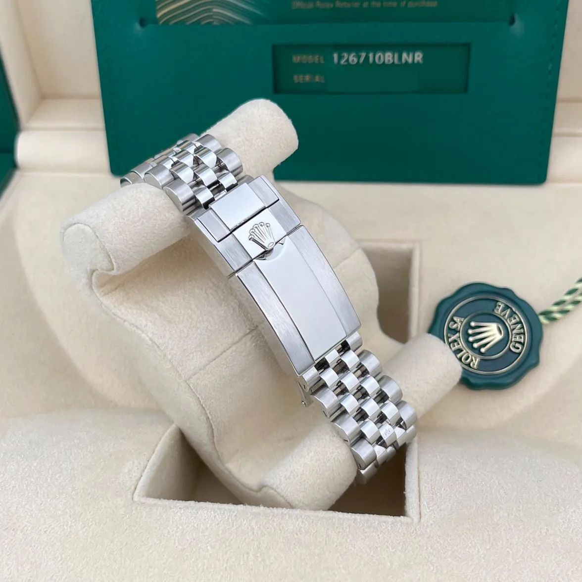 2022 Rolex GMT-Master II “Batgirl” - Image 3