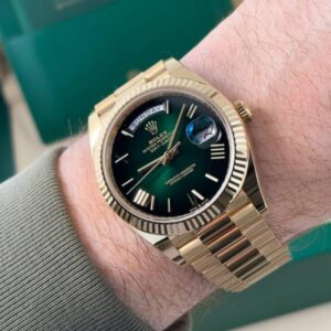 Role_x Oyster Perpetual Day Date 40 Battery Gold-Green